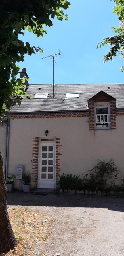 Le Gite De L'Atelier Lailly-en-Val Exterior foto